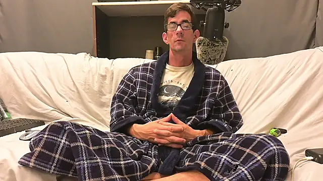 joeiandola online show from 10-26-25, 03:01