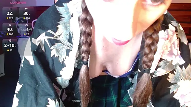 Snapshot of Trinity_Fire chatting on 01-07-26, 11:29 Trinity Fire online show from 01-07-26, 11:29