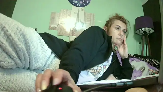 Snapshot of SexyGioconda chatting on 05-28-26, 08:06 SexyGioconda online show from 05-28-26, 08:06