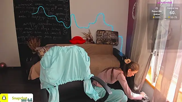 EmmyGreans online show from 03-02-26, 07:26