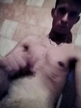 Snapshot of Avelics chatting on 03-01-25, 11:04 Avelics online show from 03-01-25, 11:04