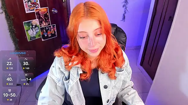 Snapshot of Violetaarey chatting on 12-03-25, 10:52 Violetaarey online show from 12-03-25, 10:52