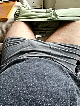 Snapshot of BigPassion89 chatting on 12-15-24, 10:28 BigPassion89 online show from 12-15-24, 10:28