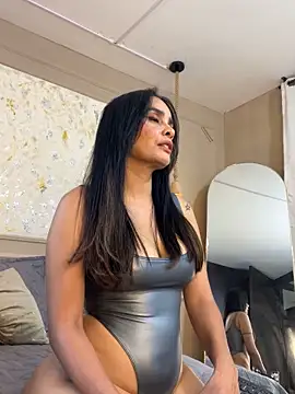 Snapshot of Alishak chatting on 10-19-25, 08:09 Alishak online show from 10-19-25, 08:09