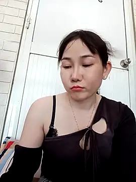 Snapshot of Ana_love2000 chatting on 02-16-25, 05:59 Ana love2000 online show from 02-16-25, 05:59