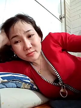 Snapshot of Ana_love2000 chatting on 03-19-25, 10:55 Ana love2000 online show from 03-19-25, 10:55