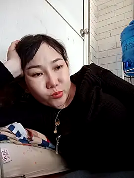 Snapshot of Ana_love2000 chatting on 03-20-25, 04:51 Ana love2000 online show from 03-20-25, 04:51