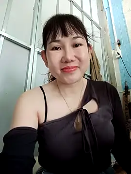 Snapshot of Ana_love2000 chatting on 10-12-25, 03:16 Ana love2000 online show from 10-12-25, 03:16