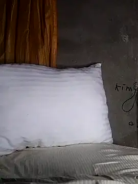 Snapshot of lachilena027 chatting on 02-27-25, 02:54 lachilena027 online show from 02-27-25, 02:54