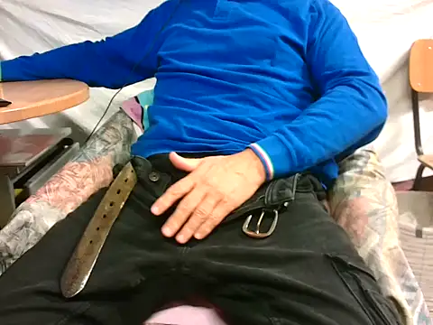 Giulio35 Pika online show from 10-05-25, 04:55