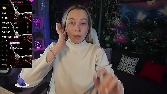 TiffanyBatson online show from 03-11-25, 06:32