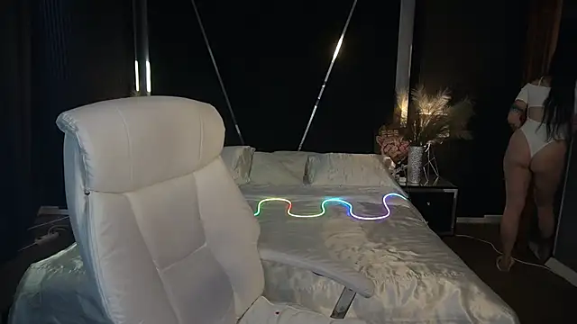 AmberDismond online show from 11-12-25, 07:09