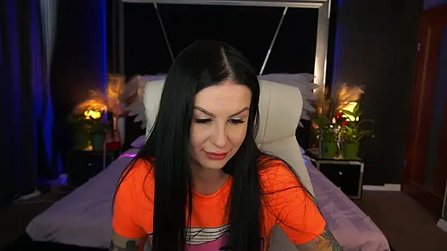 AmberDismond online show from 05-13-26, 05:49