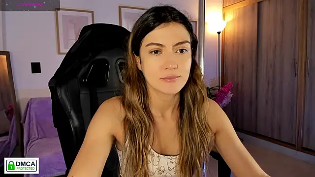 Snapshot of Lilabril chatting on 05-04-26, 02:46 Lilabril online show from 05-04-26, 02:46