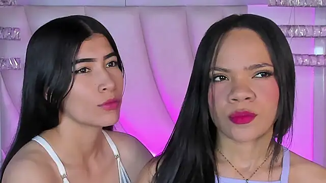 siara and zoe online show from 05-26-26, 11:23