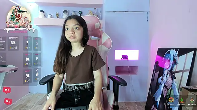 Snapshot of CharlotteMuller chatting on 01-06-25, 06:20 CharlotteMuller online show from 01-06-25, 06:20