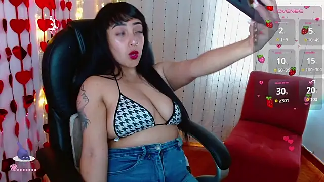 AmberGoddess  online show from 03-04-25, 05:45