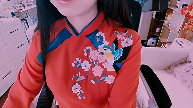 Snapshot of Lee_Mi chatting on 02-16-26, 03:08 Lee Mi online show from 02-16-26, 03:08