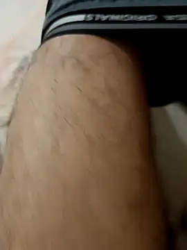 Snapshot of HeftyTheory7 chatting on 11-25-25, 06:41 HeftyTheory7 online show from 11-25-25, 06:41