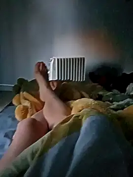 Snapshot of WreckedCrop chatting on 03-08-25, 04:23 WreckedCrop online show from 03-08-25, 04:23