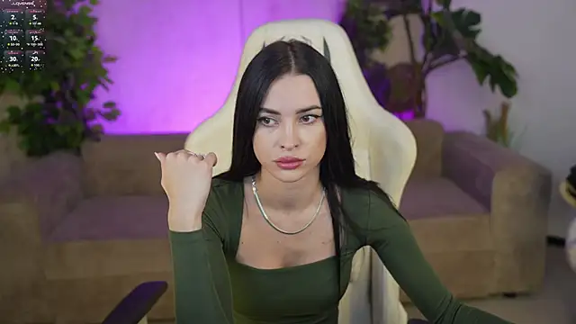 Tina Breeze online show from 10-13-25, 10:48