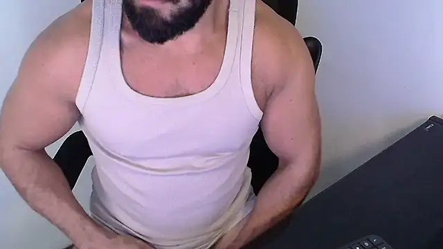 Snapshot of TopDaddy23 chatting on 07-08-26, 01:15 TopDaddy23 online show from 07-08-26, 01:15