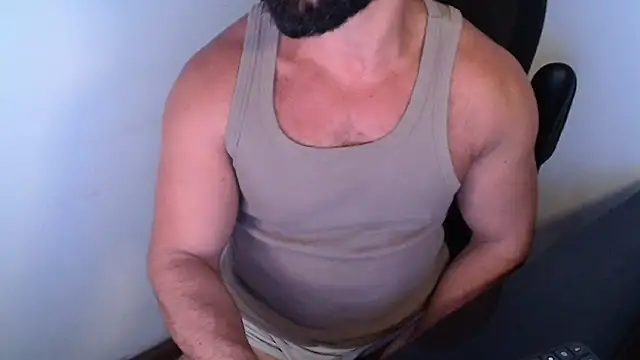 Snapshot of TopDaddy23 chatting on 07-14-26, 12:02 TopDaddy23 online show from 07-14-26, 12:02