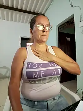 deisy summers47x online show from 02-18-25, 12:17