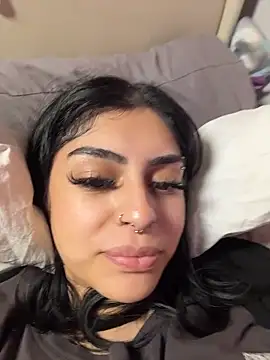 Snapshot of ThickerThanYoBitch chatting on 10-14-25, 02:18 ThickerThanYoBitch online show from 10-14-25, 02:18