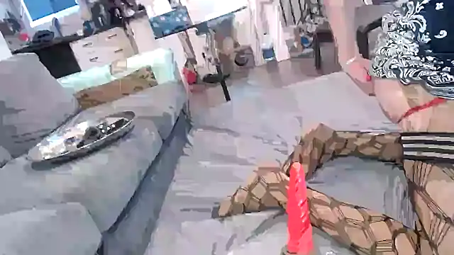 Snapshot of AssmannCD chatting on 12-14-25, 06:23 AssmannCD online show from 12-14-25, 06:23