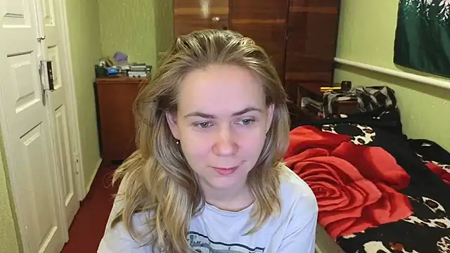 Snapshot of Riley_Roo chatting on 12-13-24, 06:49 Riley Roo online show from 12-13-24, 06:49