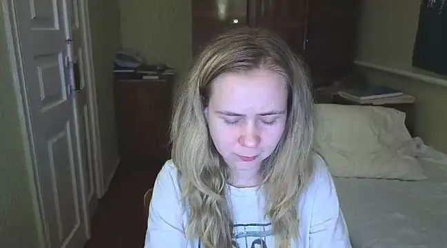 Snapshot of Riley_Roo chatting on 02-11-25, 08:31 Riley Roo online show from 02-11-25, 08:31