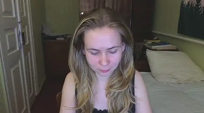 Snapshot of Riley_Roo chatting on 02-20-25, 05:51 Riley Roo online show from 02-20-25, 05:51