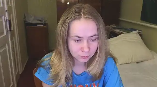 Snapshot of Riley_Roo chatting on 02-27-25, 05:36 Riley Roo online show from 02-27-25, 05:36