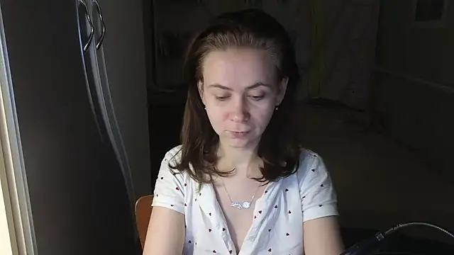 Snapshot of Riley_Roo chatting on 11-30-25, 07:29 Riley Roo online show from 11-30-25, 07:29