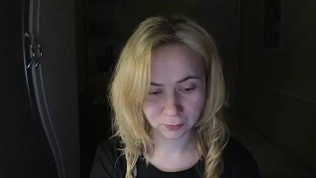 Riley Roo online show from 02-02-26, 05:00