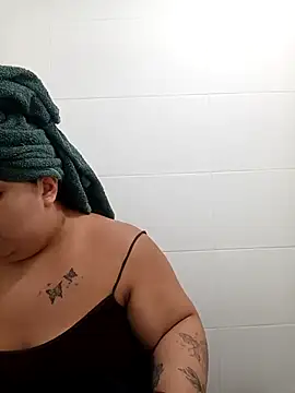 Snapshot of ma_limaaa234 chatting on 02-21-26, 05:19 ma limaaa234 online show from 02-21-26, 05:19