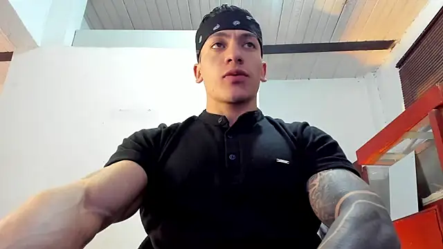 aquiles 51 online show from 10-29-25, 07:26