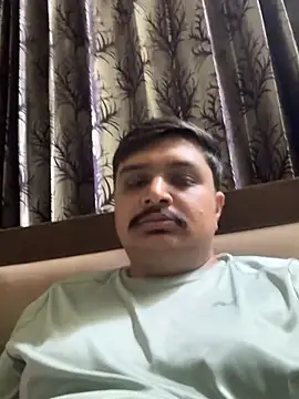 Snapshot of Parth-26 chatting on 05-16-26, 05:01 Parth-26 online show from 05-16-26, 05:01