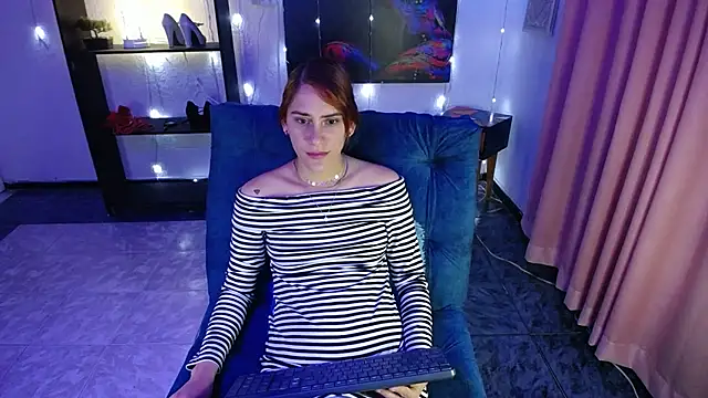 IsaBaileys  online show from 02-11-25, 10:18