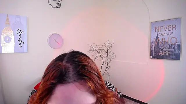 IsaBaileys  online show from 03-21-25, 07:35