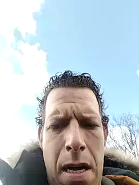 Knuffelstaaf123 online show from 12-02-24, 12:29