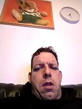 Knuffelstaaf123 online show from 01-05-25, 01:45