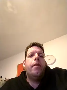 Knuffelstaaf123 online show from 01-05-25, 10:53