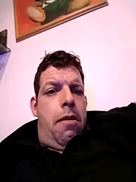 Knuffelstaaf123 online show from 01-10-25, 11:18