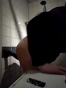 Knuffelstaaf123 online show from 03-07-25, 03:29