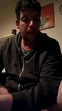 Knuffelstaaf123 online show from 03-19-26, 08:57