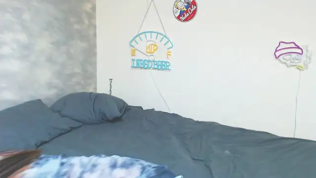 Snapshot of miyabi_room chatting on 02-18-25, 11:55 miyabi room online show from 02-18-25, 11:55