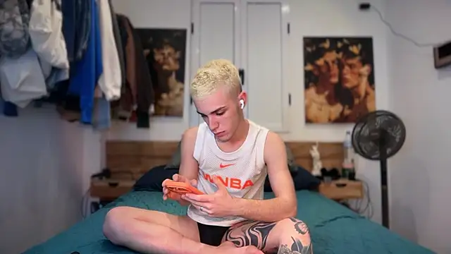 Cristian Delgado online show from 03-29-26, 04:45