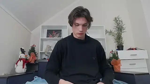 CalvinCay online show from 12-27-24, 08:18